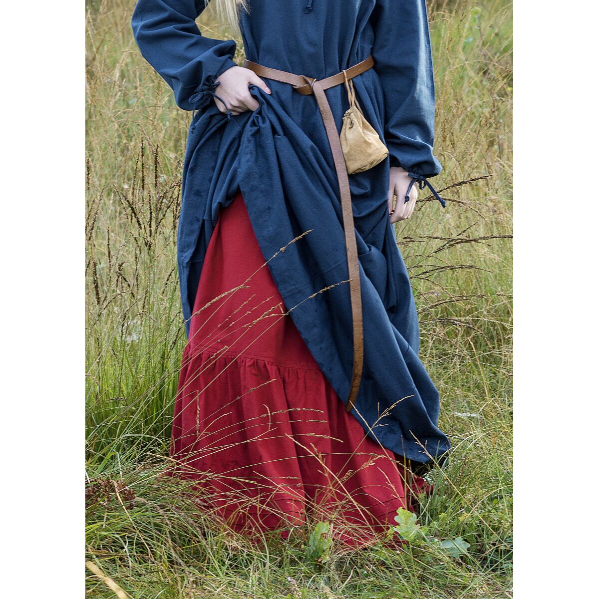 Falda medieval / enagua, roja