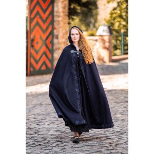 Capa con bordado y broche azul "Gesa