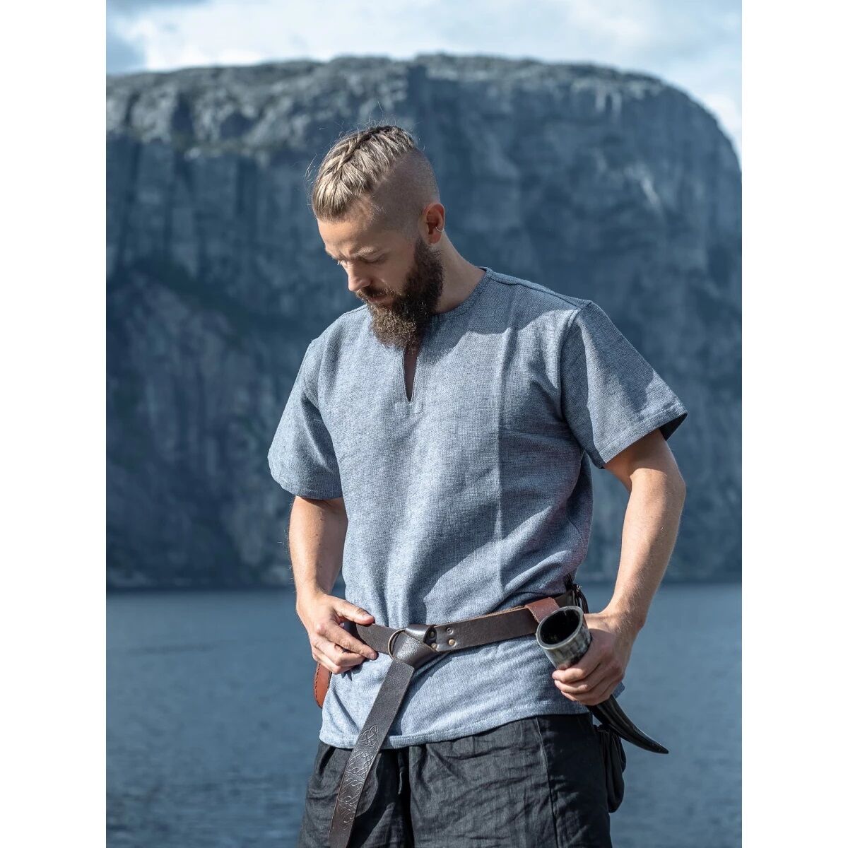 Túnica vikinga de manga corta azul-gris "Edmund"