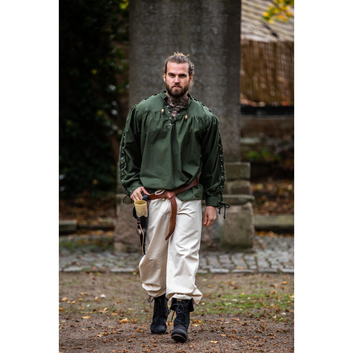 Camisa medieval de cordones con ojales y cordones en las mangas verde "Adrian" XXL