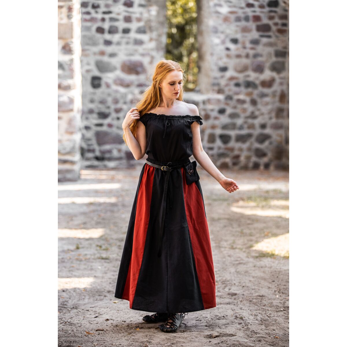 Falda medieval negro/rojo "Dana" SM