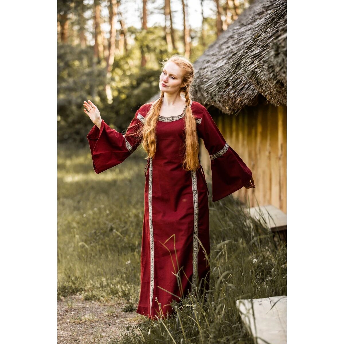 Vestido medieval con borde rojo "Sophie" XXXL