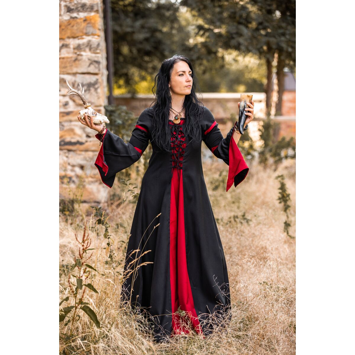 Vestido con mangas trompeta negro/rojo "Larissa" XXL