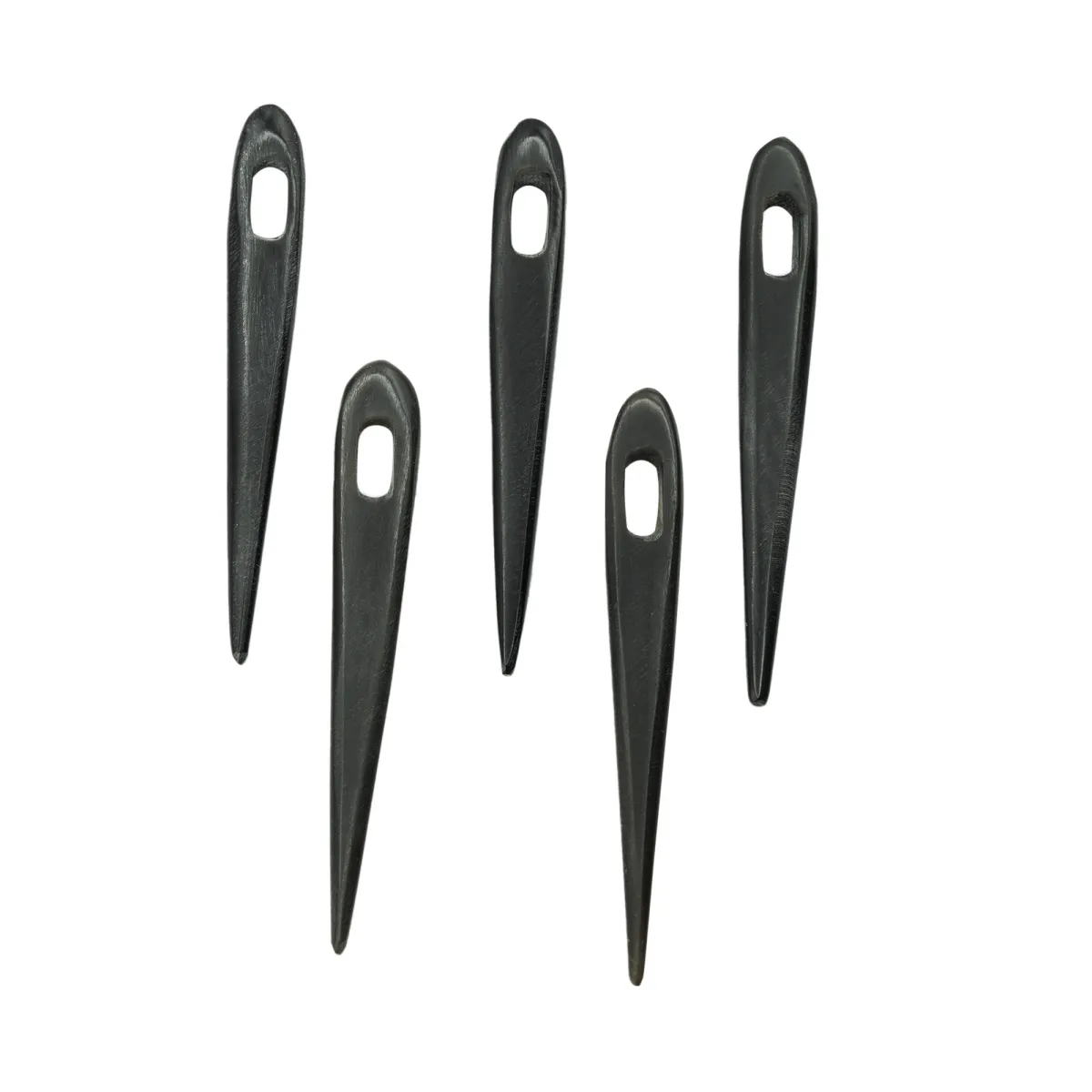 agujas de cuerno negras