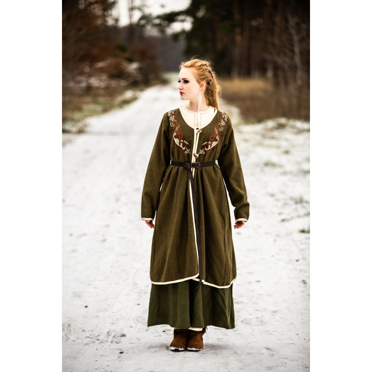 Abrigo Viking Birka oliva "Skadi" S
