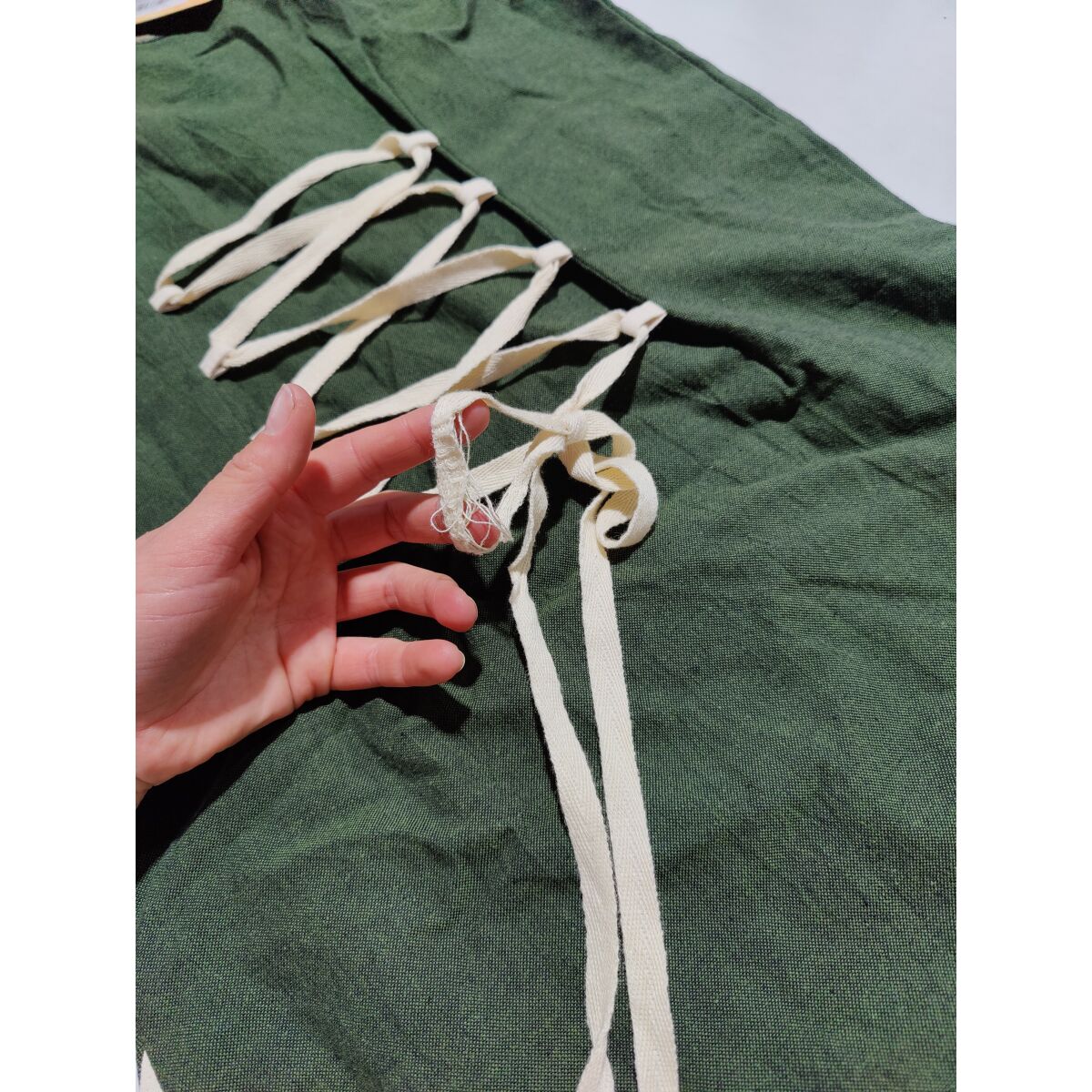 Vestido medieval sin mangas con cordones, verde/natural «yute», talla S, artículo de segunda mano