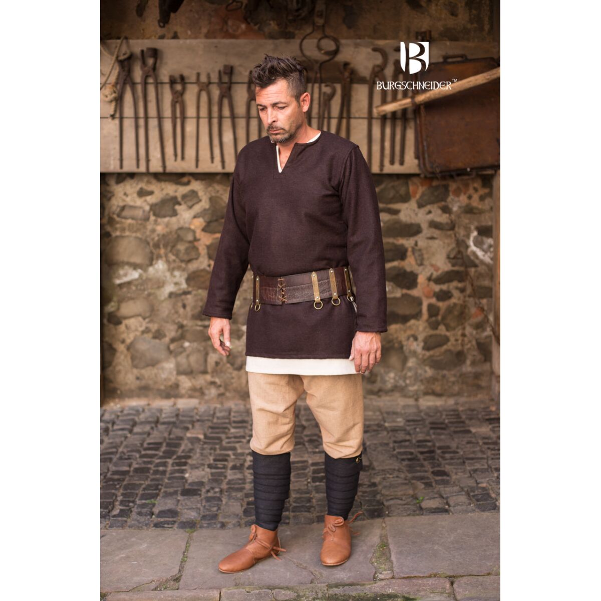 Túnica medieval capelina de lana marrón XXL