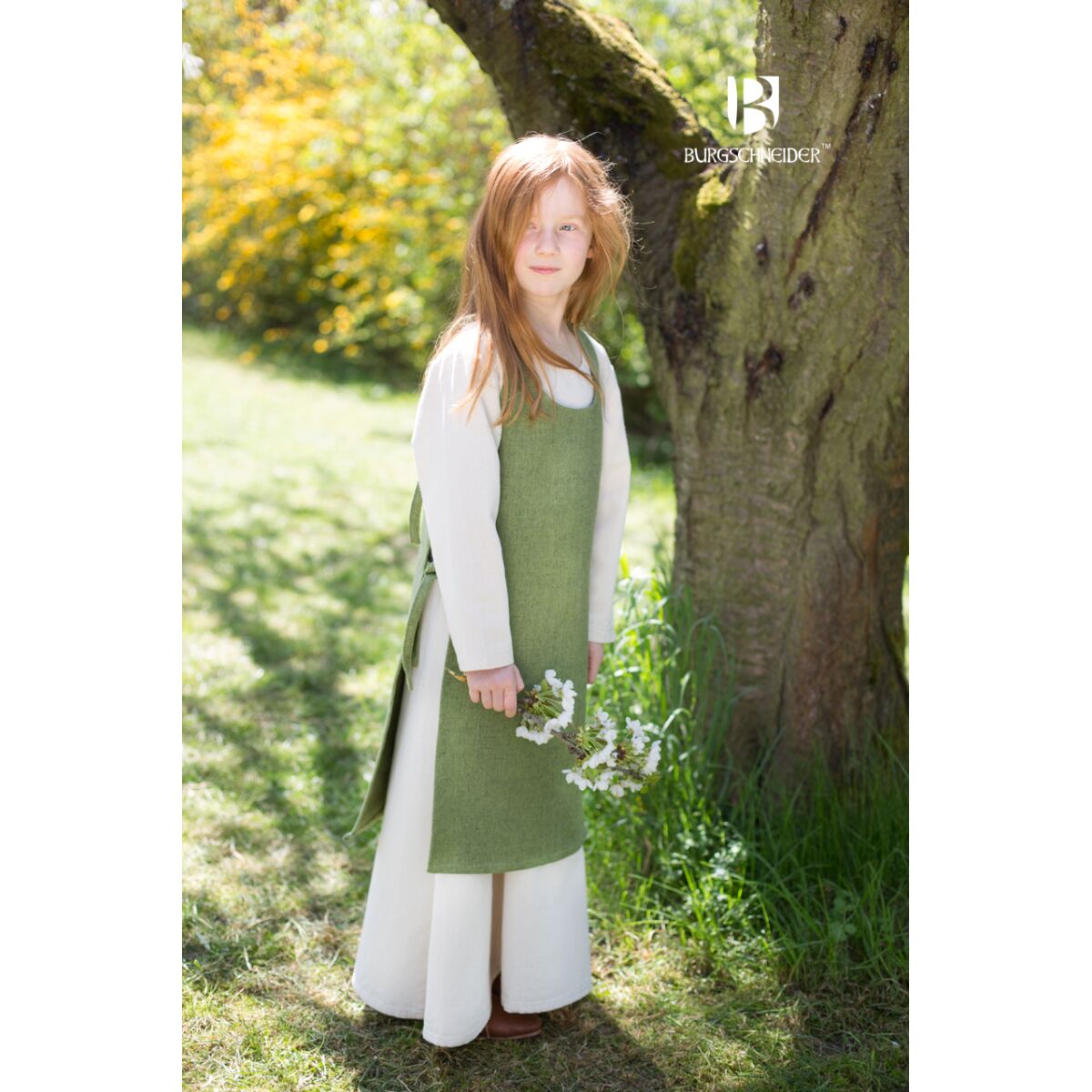 Vestido medieval infantil tipo sobrevestido Ylva verde lima 116