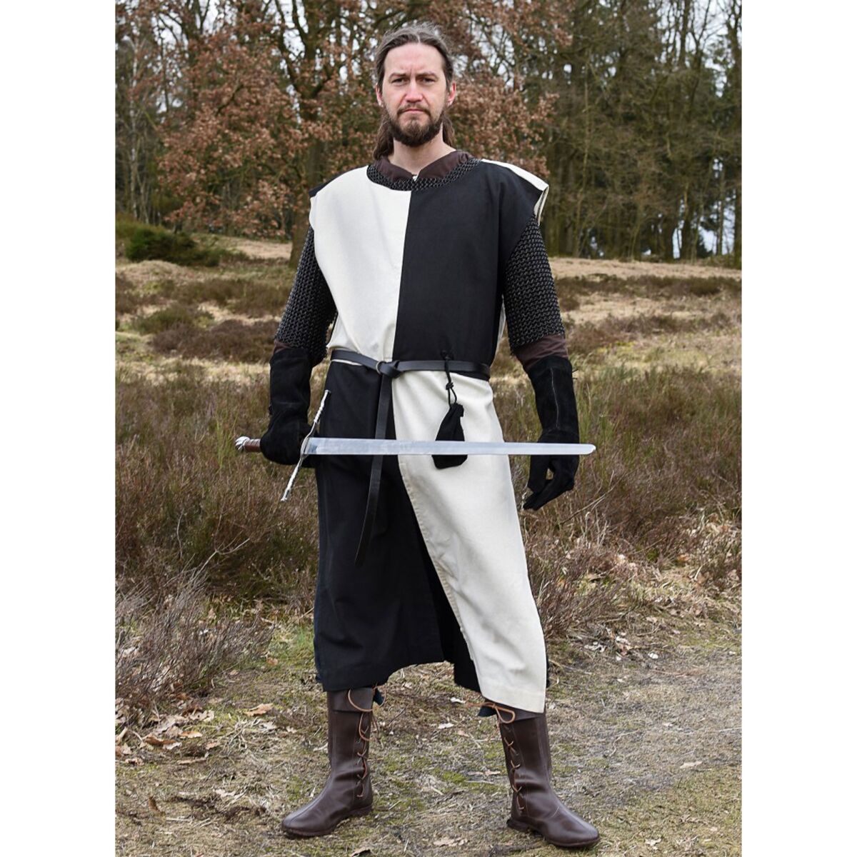 Túnica medieval Eckhart, Mi-Parti, natural/negro S/M/L